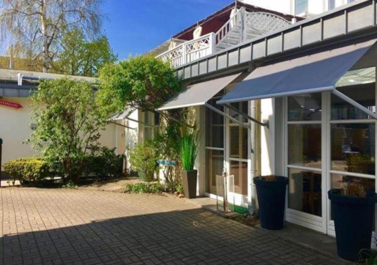 Ostseebad Kühlungsborn Hotel Zur Traube מראה חיצוני תמונה