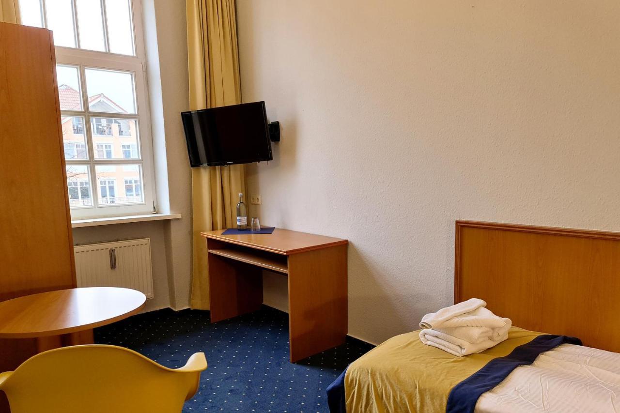 Ostseebad Kühlungsborn Hotel Zur Traube מראה חיצוני תמונה
